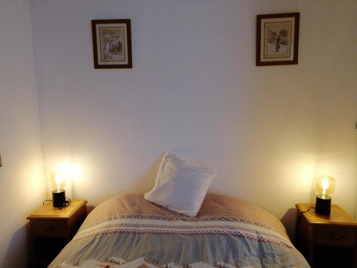 Appartement 2 Chambres Au Calme Les Angles  Εξωτερικό φωτογραφία